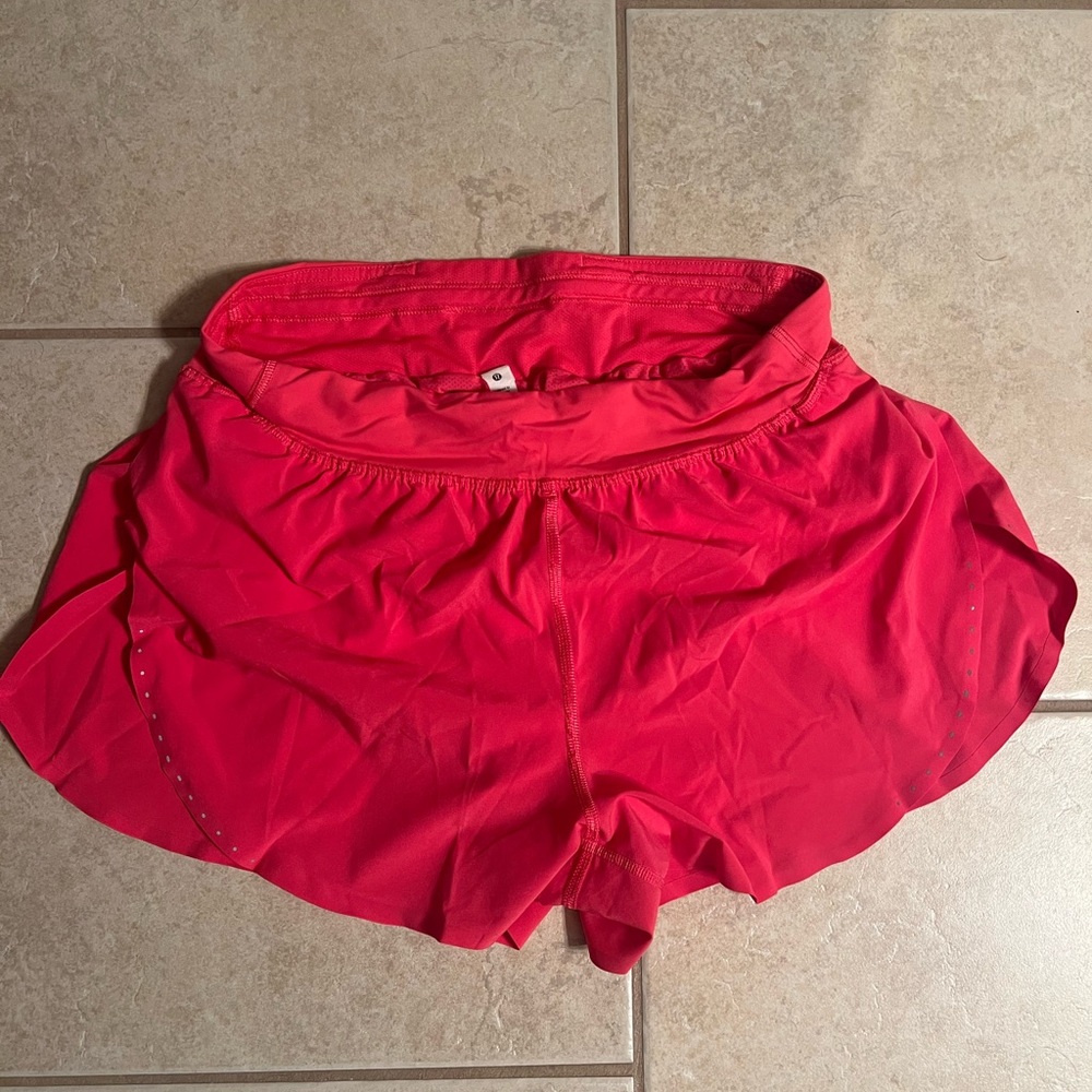 Fast and Free Reflective High-Rise
Classic-Fit Short 3" glaze pink